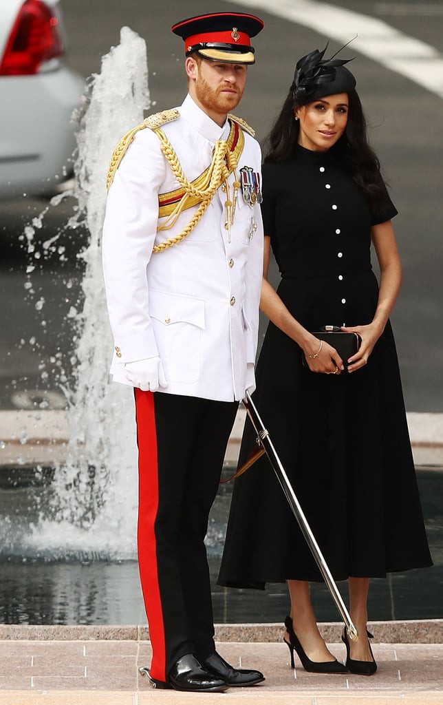 “Oan gia ngõ hẹp như Meghan Markle, diện đầm midi thanh lịch ai ngờ lại đụng hàng ngay tình cũ của chồng - Ảnh 2.