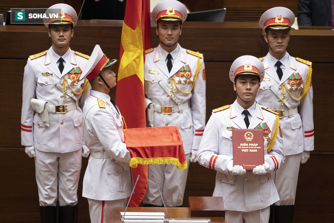 Hình ảnh Chủ tịch nước Nguyễn Phú Trọng tuyên thệ nhậm chức - Ảnh 2.