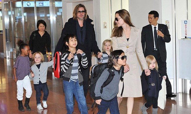 Angelina Jolie sống rất khổ sở kể từ khi Brad Pitt bước ra khỏi cuộc đời  - Ảnh 2.