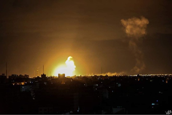 Tên lửa tấn công Israel: “Vòm Sắt” ồ ạt khai hỏa, chiến cơ xuất kích nã đạn chưa từng thấy - Ảnh 6.