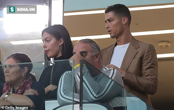 Làm gỏi đội bóng chiếu dưới, Lão bà chờ Ronaldo trở lại để đại chiến Quỷ đỏ - Ảnh 1.