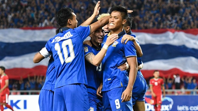 Hai năm tồi tệ không tin nổi của người hùng Thái Lan sau cú đúp ở Chung kết AFF Cup 2016 - Ảnh 2.