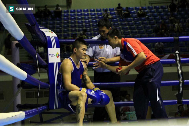 Nóng: Võ sĩ bất bại đã tới Việt Nam, sẵn sàng tỉ thí cao thủ boxing Trường Đình Hoàng - Ảnh 1.