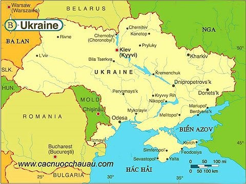 Đại sứ Ukraine tố Nga bí mật cung cấp vũ khí cho Donbass từ Bán đảo Crimea - Ảnh 2.