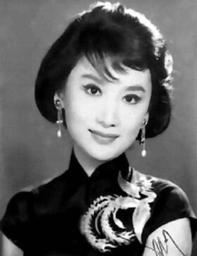 Điều trùng hợp lạ lùng: Nhà văn Kim Dung qua đời cũng trùng vào ngày mất người tình trong mộng là nữ minh tinh nổi tiếng - Ảnh 3.