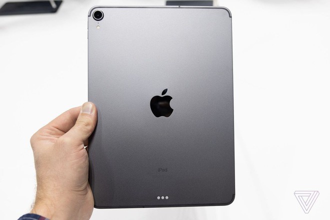 Cận cảnh iPad Pro mới, chiếc tablet có thiết kế toàn màn hình của Apple - Ảnh 6.