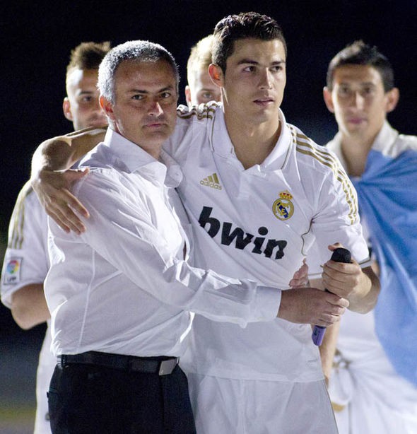 Ronaldo và Pep Guardiola sẽ cùng nhau giúp Real Madrid có được HLV xịn? - Ảnh 1.