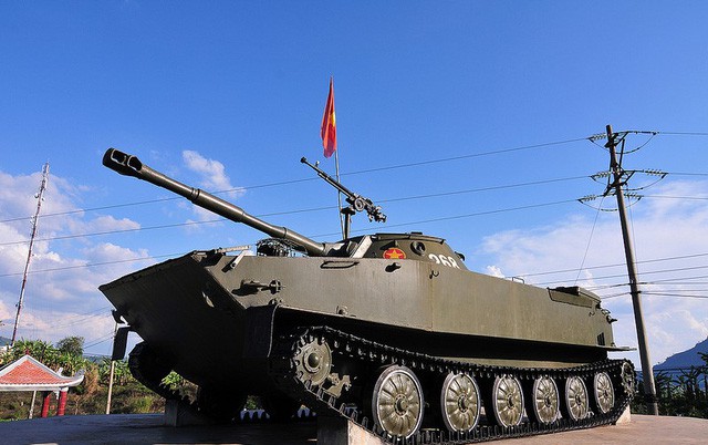 Chiến sĩ công binh thành danh Anh hùng LLVTND trên chiếc xe tăng lịch sử 555 - Ảnh 5.