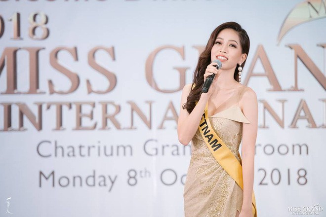 Clip: Phương Nga tự tin khoe giọng hát với ca khúc Hello Vietnam trên sân khấu của Miss Grand International 2018 - Ảnh 2.