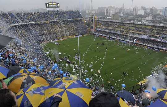 Siêu kinh điển Boca Juniors - River Plate lấn át derby Manchester - Ảnh 1.