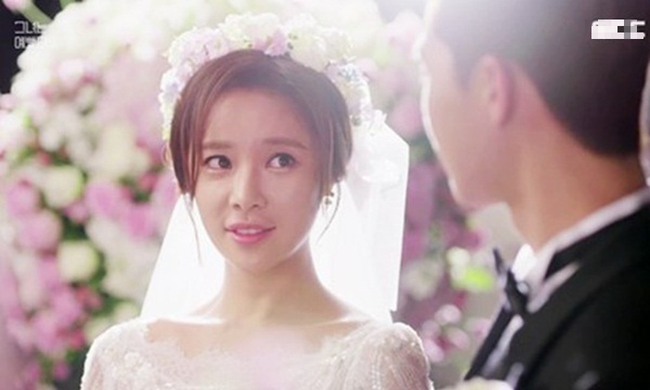 3 tháng về làm dâu nhà giàu, vợ trẻ chết lặng khi chồng đi qua đêm còn bị mẹ chồng nói câu này - Ảnh 1. 3 tháng về làm dâu nhà giàu, vợ trẻ chết lặng khi chồng đi qua đêm còn bị mẹ chồng nói câu này - Ảnh 1.