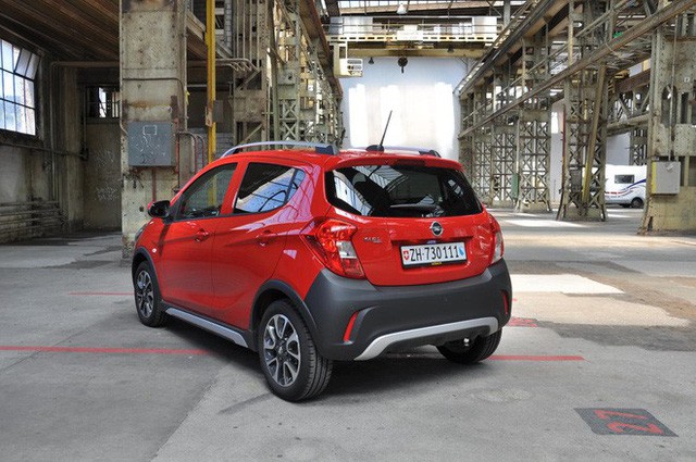 Đoán trang bị trên xe nhỏ giá rẻ VinFast Fadil khi nhìn từ cặp xe song sinh Chevrolet Spark, Opel Karl - Ảnh 2. Đoán trang bị trên xe nhỏ giá rẻ VinFast Fadil khi nhìn từ cặp xe song sinh Chevrolet Spark, Opel Karl - Ảnh 2.