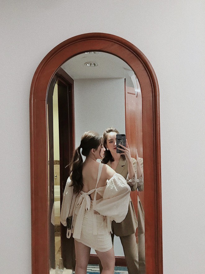 Tình bạn 7 năm của 2 cô nàng xinh đẹp, nổi tiếng Hà thành đánh tan suy nghĩ: Con gái khó mà chơi thân! - Ảnh 14. Tình bạn 7 năm của 2 cô nàng xinh đẹp, nổi tiếng Hà thành đánh tan suy nghĩ: Con gái khó mà chơi thân! - Ảnh 14.