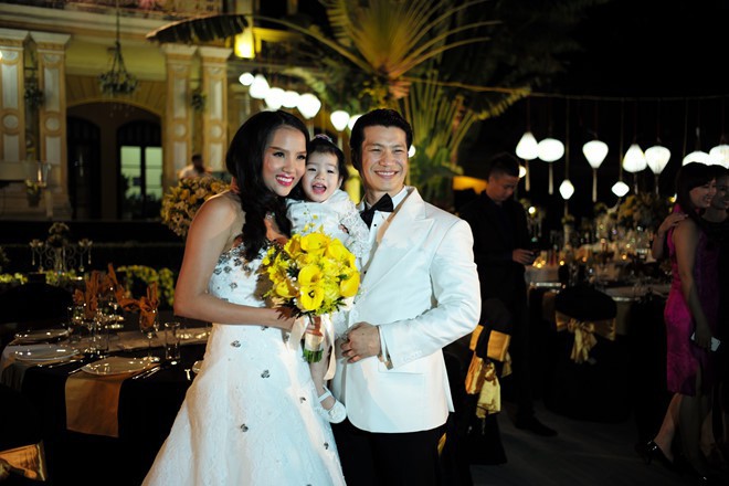 Sinh con trước, kết hôn sau: Trình tự tình yêu quen thuộc của sao Việt - Ảnh 3. Sinh con trước, kết hôn sau: Trình tự tình yêu quen thuộc của sao Việt - Ảnh 3.