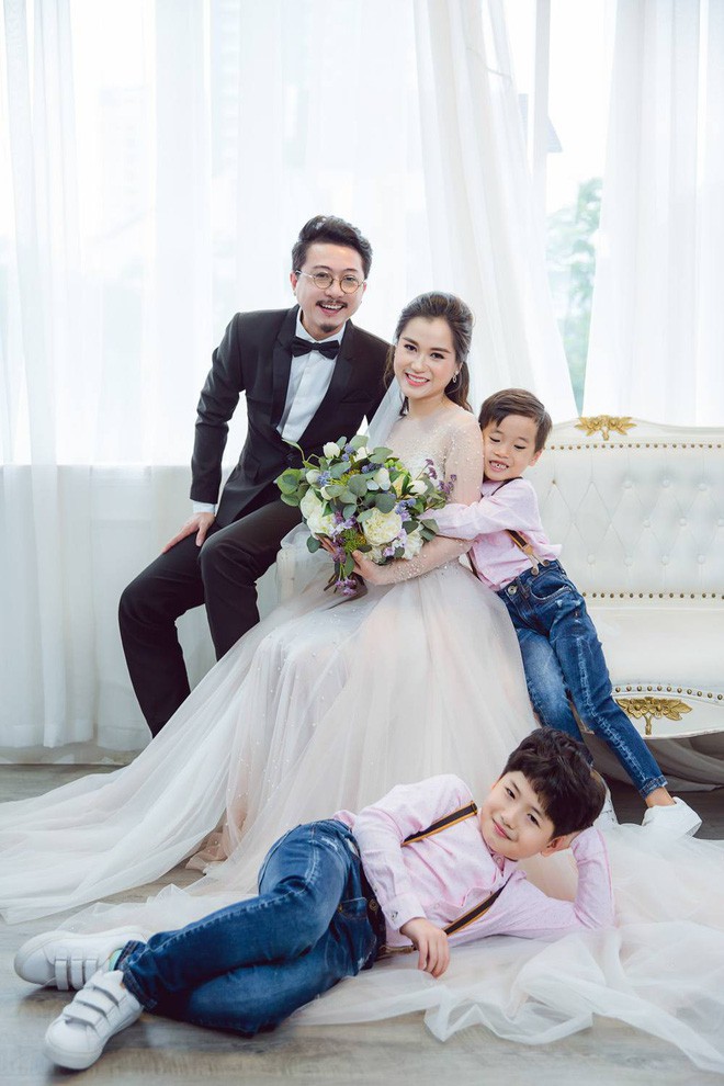 Chuyện tình của 4 cặp đôi nổi tiếng làng hài: Từ chấp nhận người đàn ông nghèo đến bền bỉ vượt sóng gió chia tay! - Ảnh 7. Chuyện tình của 4 cặp đôi nổi tiếng làng hài: Từ chấp nhận người đàn ông nghèo đến bền bỉ vượt sóng gió chia tay! - Ảnh 7.