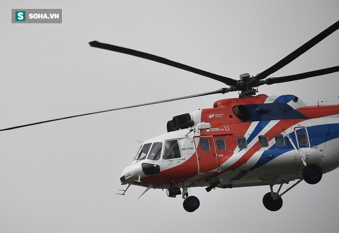 Sự kiện đặc biệt: Tận mắt chứng kiến trực thăng Nga biểu diễn trên bầu trời Hà Nội - Ảnh 3.