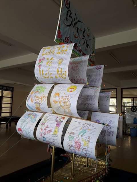 Phục sát đất với loạt siêu phẩm báo tường đầy sáng tạo chào mừng ngày nhà giáo Việt Nam 20/11 - Ảnh 4.