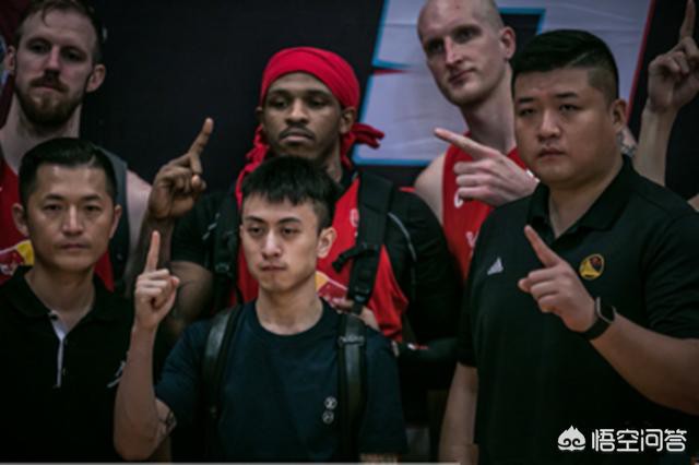 Cậu ấm có thân phận bí ẩn nhất Trung Quốc sở hữu đội bóng rổ 7 nghìn tỷ đồng - Ảnh 16.