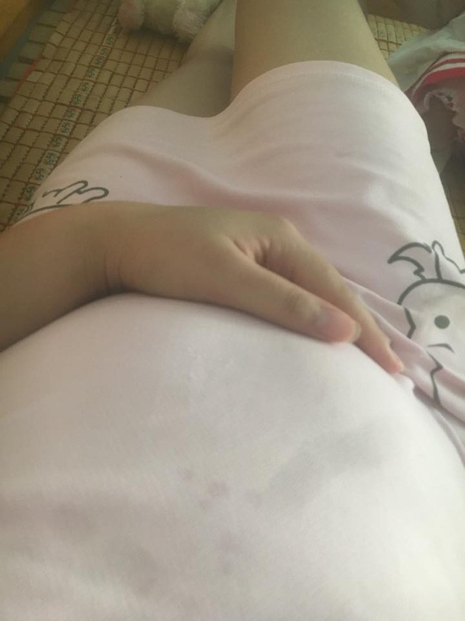 Bức ảnh gây hoang mang nhất ngày: Một chiếc bụng mỡ đủ để bóc phốt con gái - Ảnh 4.