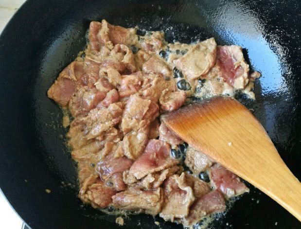 Từ khi học được bí quyết của đầu bếp Mỹ, món thịt bò xào của tôi lúc nào cũng mềm tan, thơm ngon bất bại - Ảnh 4.