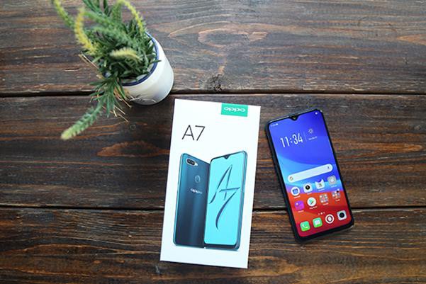 Người dùng thích thú trải nghiệm OPPO A7 trước ngày mở bán - Ảnh 5.