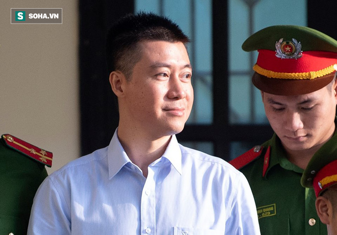 Cựu Trung tướng, Tổng cục trưởng cảnh sát Phan Văn Vĩnh bị đề nghị 7 năm - 7 năm 6 tháng tù  - Ảnh 1.