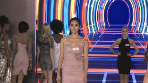 Trượt phần thi Top Model, Hoa hậu Tiểu Vy vẫn được khen ngợi - Ảnh 2.