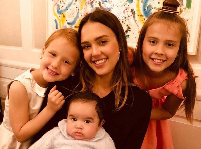 Nổi tiếng và giàu có như Jessica Alba mà vẫn dạy con nghiêm khắc thế này, bảo sao con không ngoan ngoãn, tự lập - Ảnh 5.