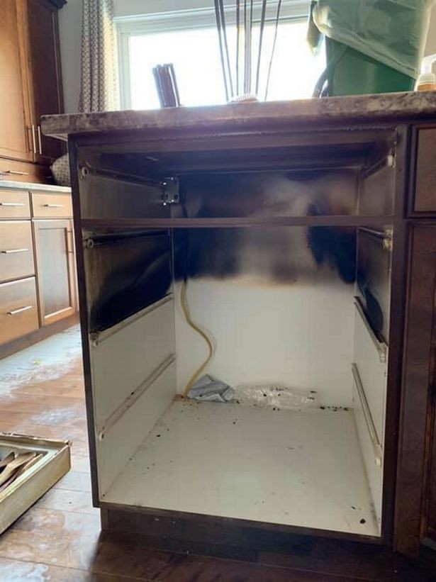 Cả gia đình suýt chết do hỏa hoạn vì để 1 thứ phổ biến trong ngăn kéo nhà bếp - Ảnh 1.