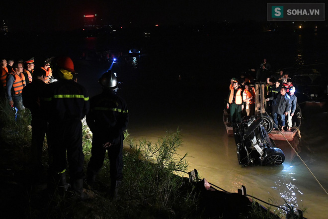 Danh tính nữ nạn nhân tử vong trong xe Mercedes rơi xuống sông Hồng - Ảnh 1.
