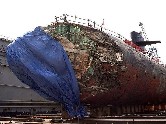 Vụ tai nạn hi hữu với chiếc tàu ngầm hiện đại bậc nhất nước Mỹ - Ảnh 1.