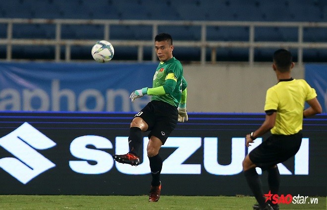 Nam vương AFF Cup 2018: Tôn vinh Bùi Tiến Dũng! - Ảnh 5.