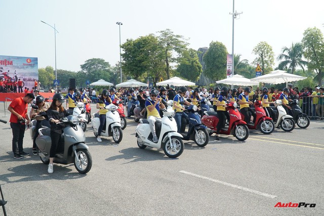 Nếu chưa hài lòng về Klara, VinFast còn tung ra các “siêu phẩm” xe máy điện thông minh khác, rẻ hơn có mà đắt hơn cũng có - Ảnh 3.