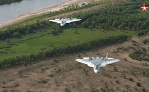 Su-57 Nga tái xuất: Góc nhìn cận cảnh, tuyệt đẹp chưa từng thấy!