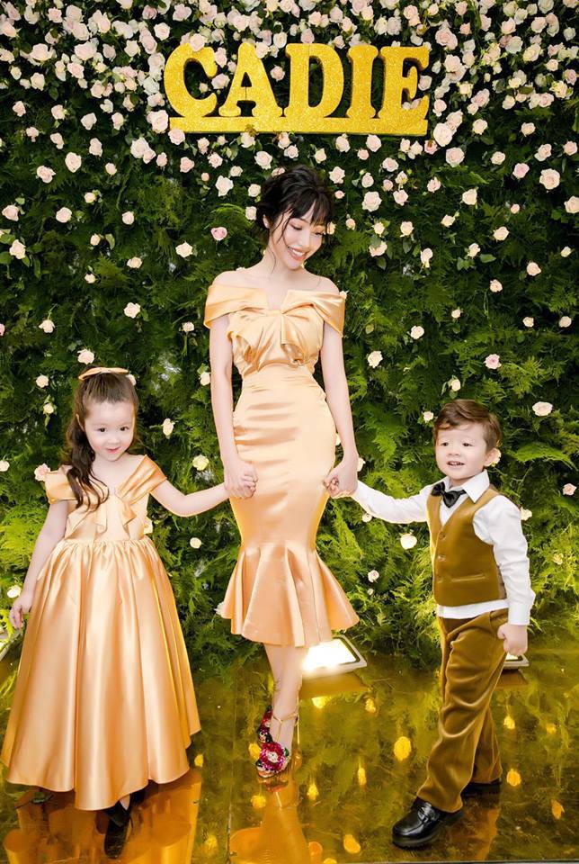 5 hot mom đình đám dù đẻ nhiều con vẫn son trẻ quyến rũ, vợ đại gia kim cương cũng lọt danh sách này - Ảnh 59.