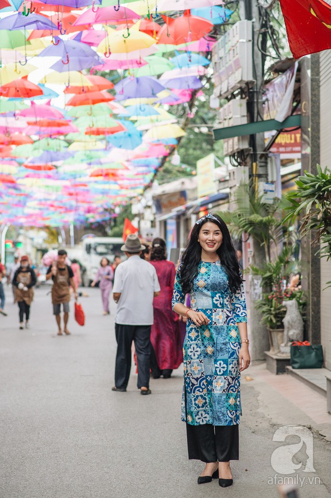 Cần gì tới Bồ Đào Nha, ngay ở Vạn Phúc cũng có con đường ô đẹp xuất sắc để check-in - Ảnh 6.