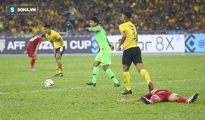 CĐV châu Á hết lời khen Việt Nam chơi hay, chê Malaysia đá sân nhà nên chơi xấu - Ảnh 2.