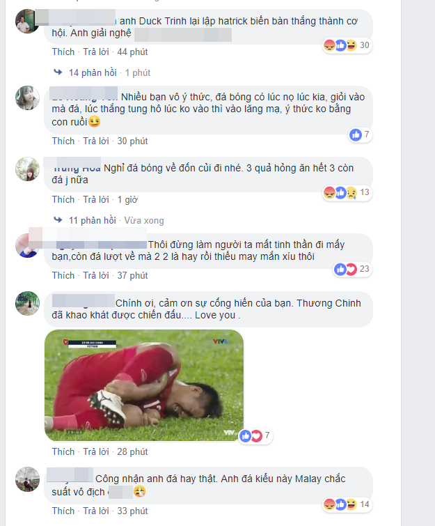 Facebook của Hà Đức Chinh bị đánh hội đồng sau khi bỏ lỡ cơ hội trong trận chung kết - Ảnh 3.