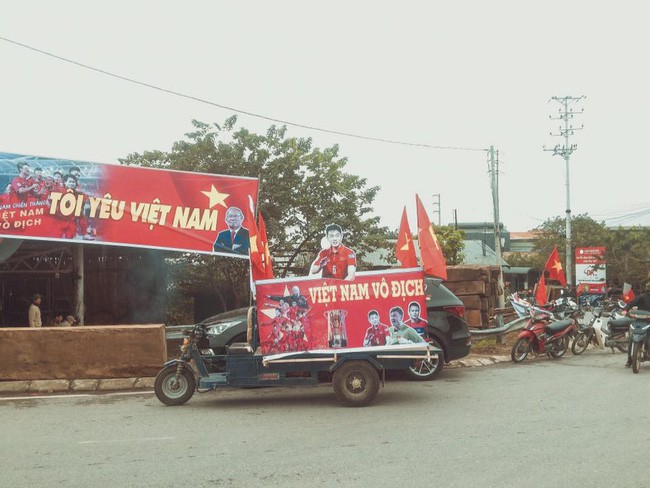 Không đi Malaysia cũng không săn được vé chung kết lượt về ở Mỹ Đình, dân mạng Việt làm gì trong lúc chờ đại chiến? - Ảnh 8.