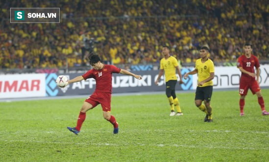 Công Phượng mờ nhạt ở Bukit Jalil nhưng đừng vội quên con cưng của bầu Đức - Ảnh 3.