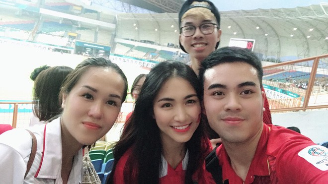 Hoa hậu, ca sĩ Việt bị x&uacute;c phạm nặng nề v&igrave; xem b&oacute;ng đ&aacute;, tỏ t&igrave;nh với cầu thủ - Ảnh 11.