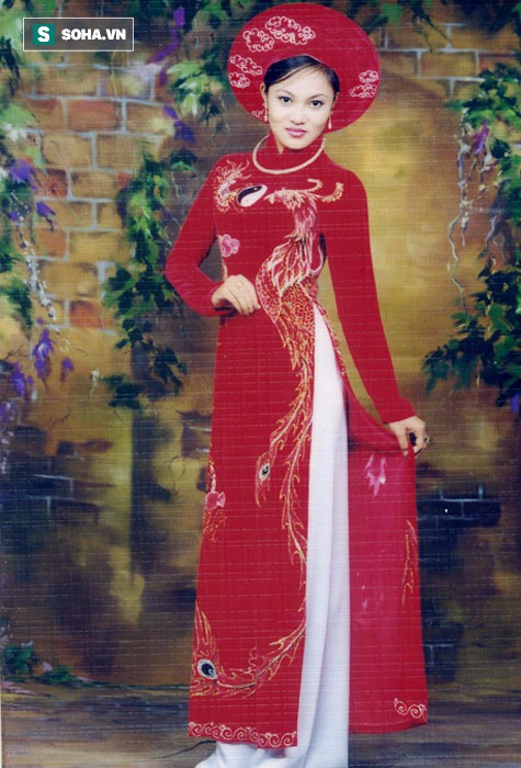 Vợ hoa khôi xinh đep của ca sĩ vướng nhiều tin đồn giới tính nhất Việt Nam - Ảnh 2. Vợ hoa khôi xinh đep của ca sĩ vướng nhiều tin đồn giới tính nhất Việt Nam - Ảnh 2.