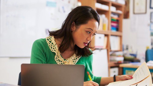 Trung Quốc: Trường học cao cấp chỉ tuyển tiến sĩ dạy tiểu học - Ảnh 1. Trung Quốc: Trường học cao cấp chỉ tuyển tiến sĩ dạy tiểu học - Ảnh 1.