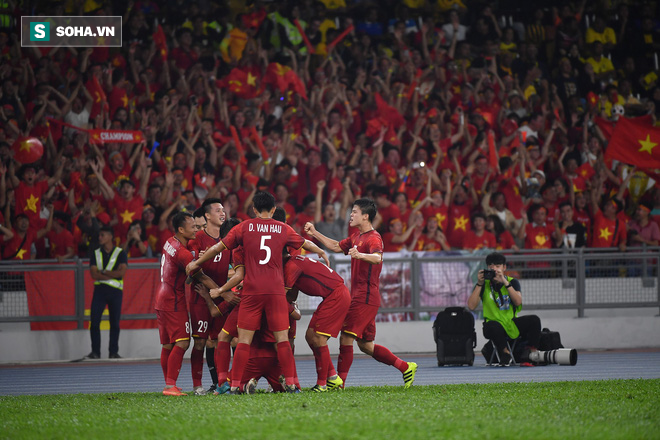 ĐT Việt Nam nhận slogan từ AFC, fan hào hứng liên tưởng đến thế lực khuynh đảo nước Mỹ - Ảnh 2. ĐT Việt Nam nhận slogan từ AFC, fan hào hứng liên tưởng đến thế lực khuynh đảo nước Mỹ - Ảnh 2.