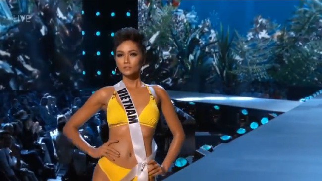 Bán kết Miss Universe 2018: Đại diện Việt Nam - HHen Niê khoe vóc dáng nóng bỏng đầy tự tin - Ảnh 3.
