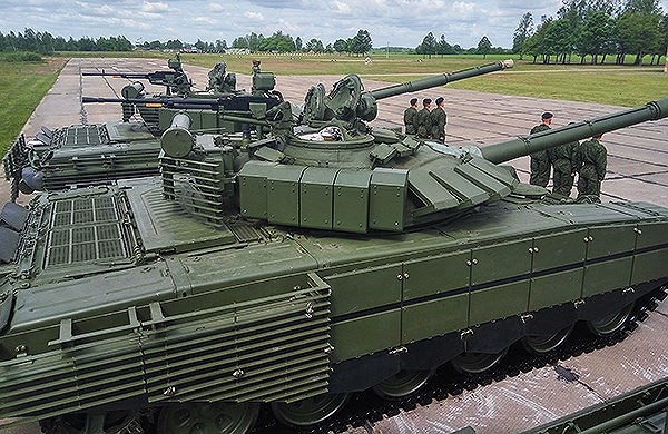 [ẢNH] Nga cấp tốc tăng cường xe tăng T-72B3 tới biên giới Ukraine trong tình hình nóng - Ảnh 9.