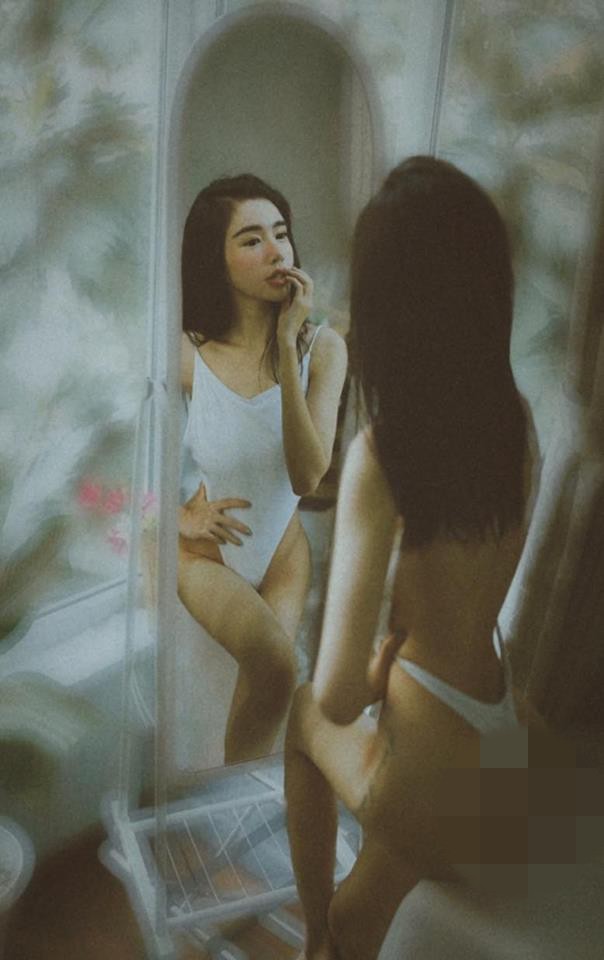 Liên tục đăng ảnh sexy, Elly Trần bị ném đá, chê phản cảm - Ảnh 2.