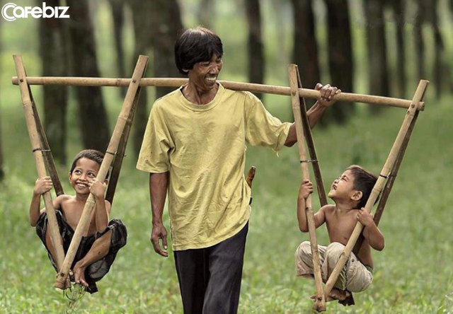 Nghề nghiệp phân chia sang hèn: Bài học lớn của chàng trai khi biết cha bạn gái là công nhân nghèo - Ảnh 1.