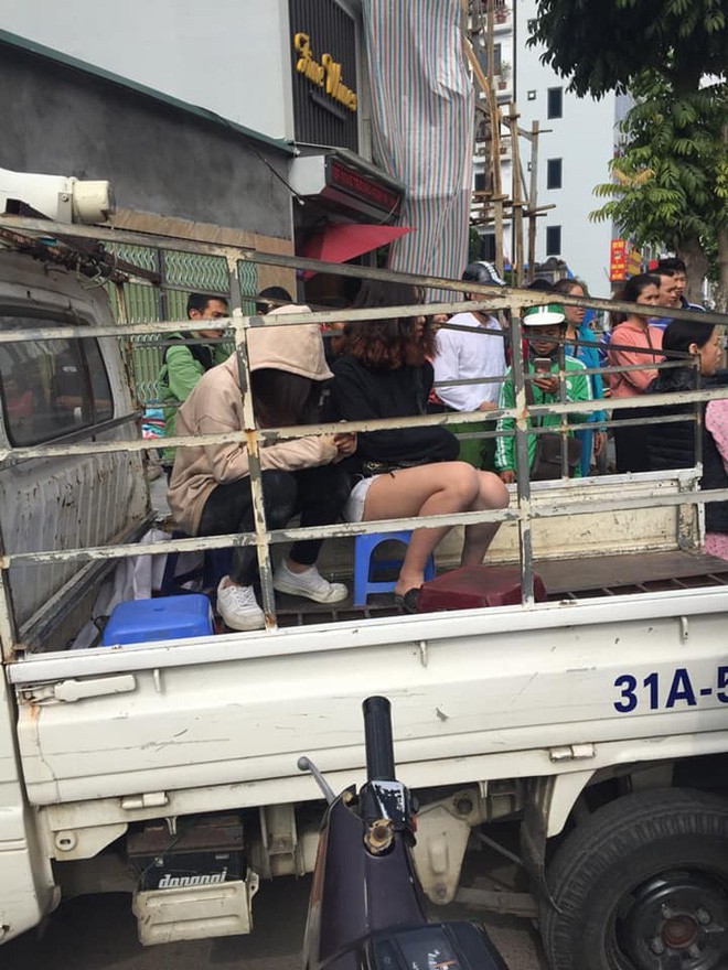 Hà Nội: Nhân viên thẩm mỹ viện ngất tại chỗ sau xô xát, nghi bị đánh ghen vì cướp chồng người khác - Ảnh 3.