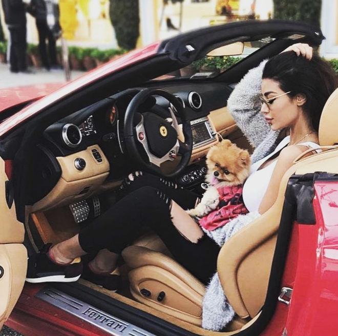 Hội Rich Kid châu Phi quyết không lép vế trong cuộc đua đọ phi cơ riêng, xa xỉ phẩm trên Instagram - Ảnh 7.